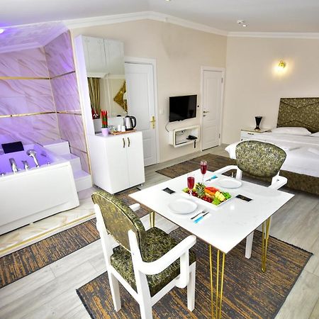 Loca Suit Life Airport Hotel Provincia di Provincia di Istanbul Esterno foto